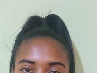 Erotiska video tērzēšana Nisaina