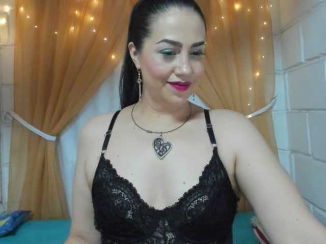 Fotogrāfijas owenscandy Welcome to my room, we are going to have a good time, doing things together, deep throat, joi, blowjob, nude, and much more. don't ask without giving it's rud