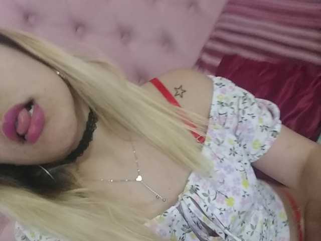 Fotogrāfijas irina_19 hoy con ganas de divertirme #baileerotico #juegos #dildo #show de aceite