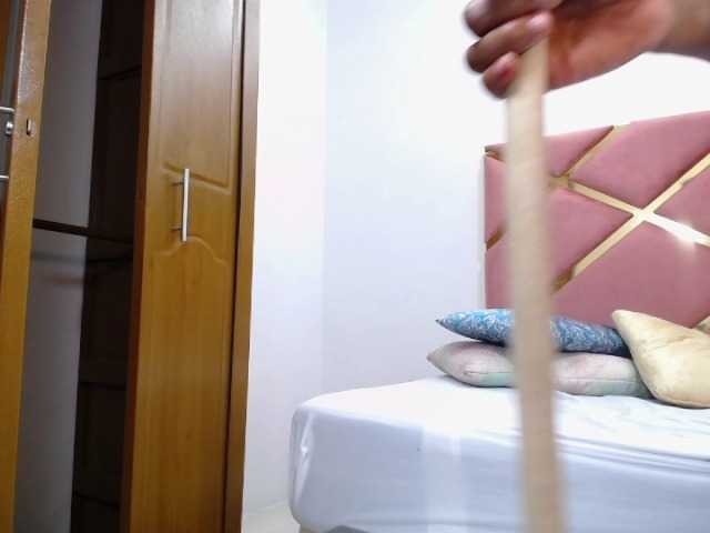 Fotogrāfijas pasionblack fuck my vagina with a double dildo today let's go i want to squirt..
