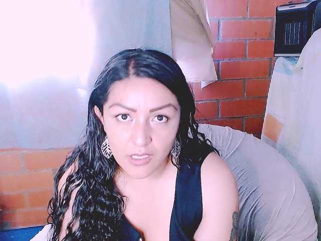 Fotogrāfijas Pepiitaa-Pexx you want to talk to me #mature #hairy#latina #squirt#smalltits#deepthroat#chubby#bigpussylips#curvy