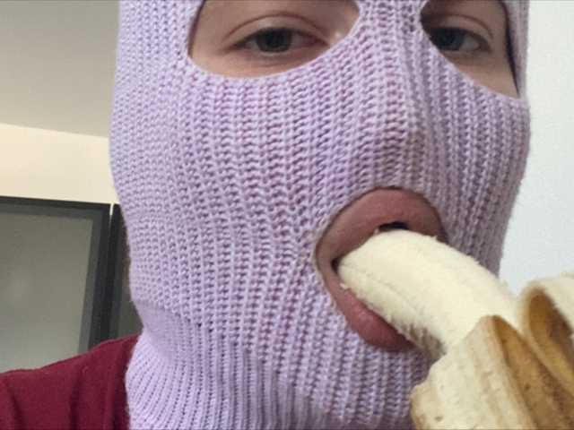 Fotogrāfijas PinkBalaklava