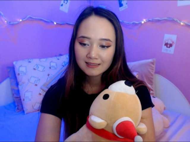 Fotogrāfijas PinkkiMoon My name is Pinki. I just started streaming. I am new here so please be gentle. >.< #Asian #new #teen We have epic Goal 700 and my shirt goes off . We made 488. 212 Until that happens ♥
