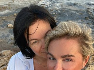 Erotiska video tērzēšana PleasureWeCouple