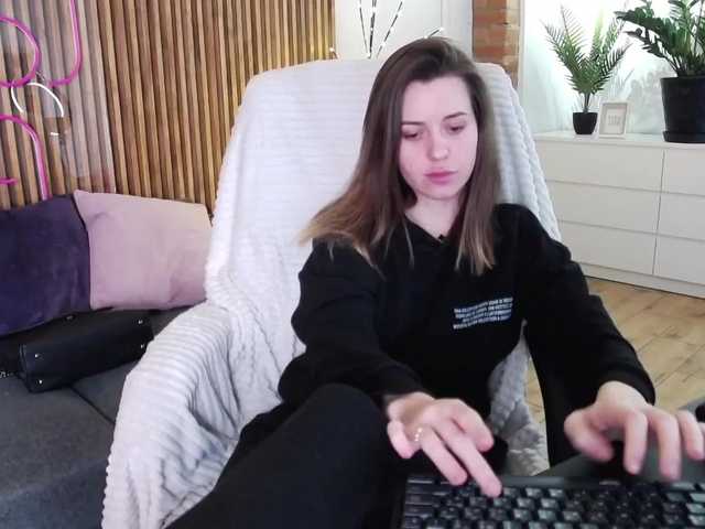 Apraides ekrānuzņēmumi PolinaPrada