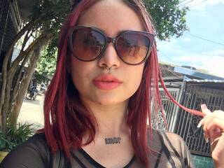 Erotiska video tērzēšana poly-pocket