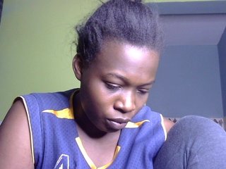 Erotiska video tērzēšana Pretty-horny