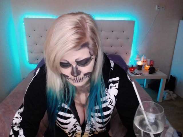 Apraides ekrānuzņēmumi PrettyandNaug