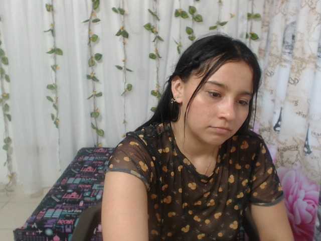 Apraides ekrānuzņēmumi prettycutee