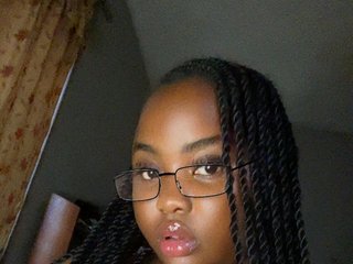 Erotiska video tērzēšana PrettyJade