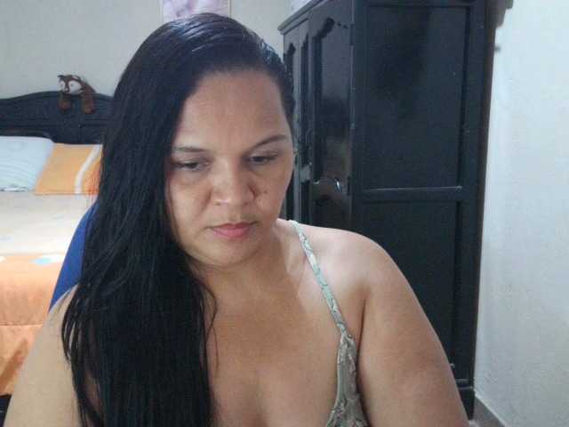 Apraides ekrānuzņēmumi QueenNight