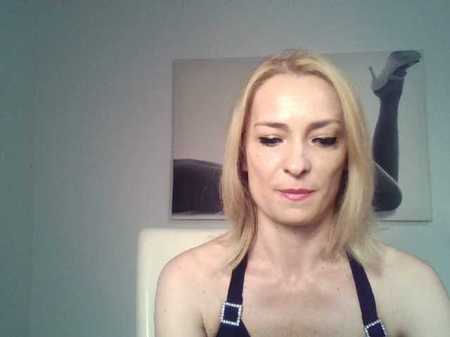 Apraides ekrānuzņēmumi QueenofBerlin