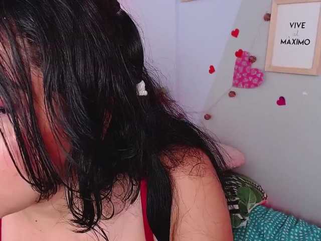 Fotogrāfijas Rachel-Morgan hello guys, It's day that we vibrate together.. #latina #cum #squirt #girl #new #feets #tits #ass #dancing #pussy #love #play #lovens #satisfyer