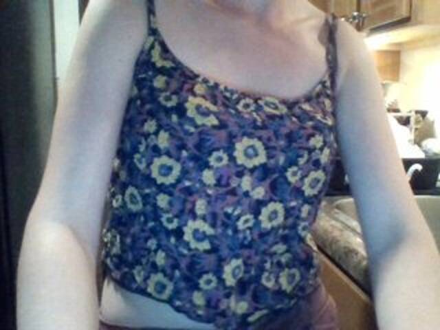 Apraides ekrānuzņēmumi RachelXXX