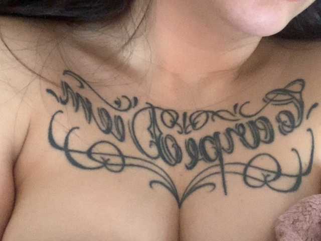 Fotogrāfijas Radi-haipa Pussy-100 tokens, tits-100 tokens, I respond to messages-15 tokens, show-200 tokens, I look at the camera-20 tokens, the most frank in private. and do not forget to put love