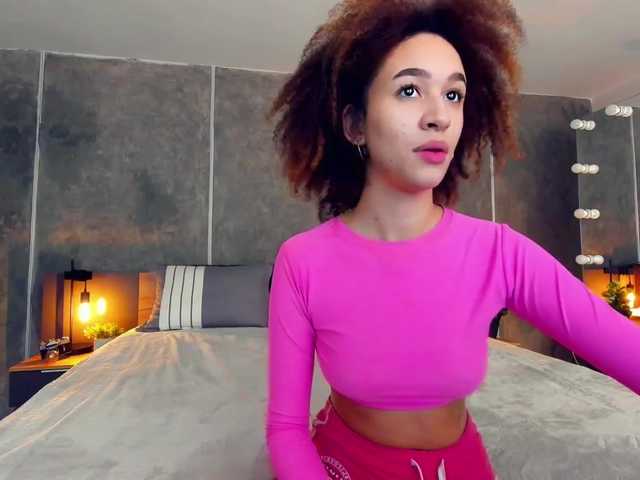 Apraides ekrānuzņēmumi RaffaelaC