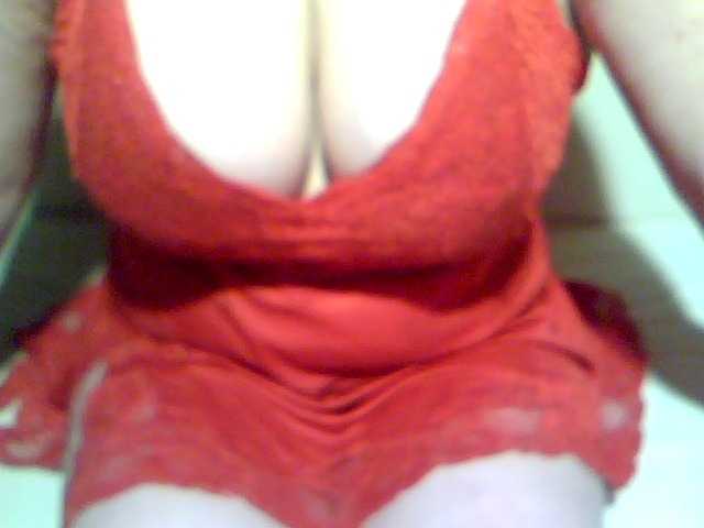 Fotogrāfijas redcherry I love to caress my pussy and cum in ecstasy, your gifts cheer up and make my pussy get wet Make love. I have a sound, turn it on