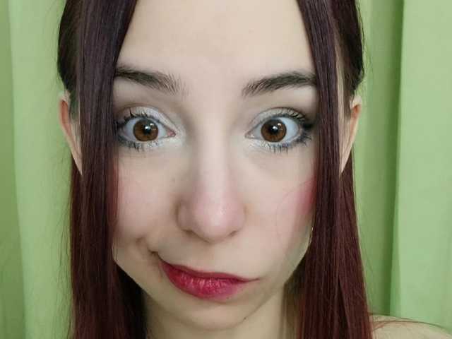 Profila foto RedFoxxy19