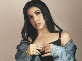 Erotiska video tērzēšana RinMoore