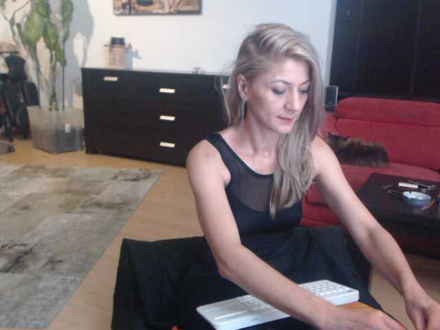 Apraides ekrānuzņēmumi RompingGodess