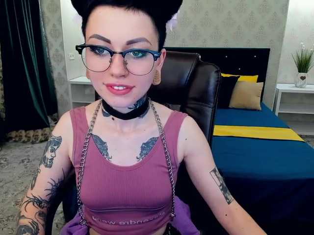 Apraides ekrānuzņēmumi RoseeMonroe