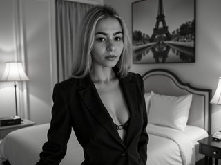 Erotiska video tērzēšana RosieJune