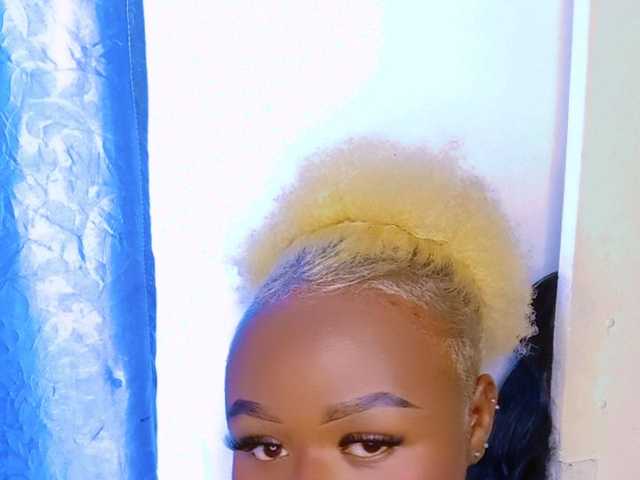 Profila foto Roxylola23
