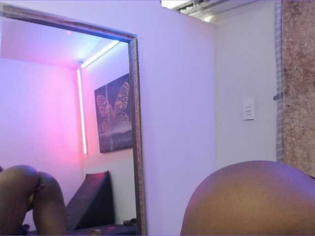 Fotogrāfijas Rubijonas95 Welcome to my room, fuck my tits by (111) tokens♥ #ebony #new #latina #lovense #toy