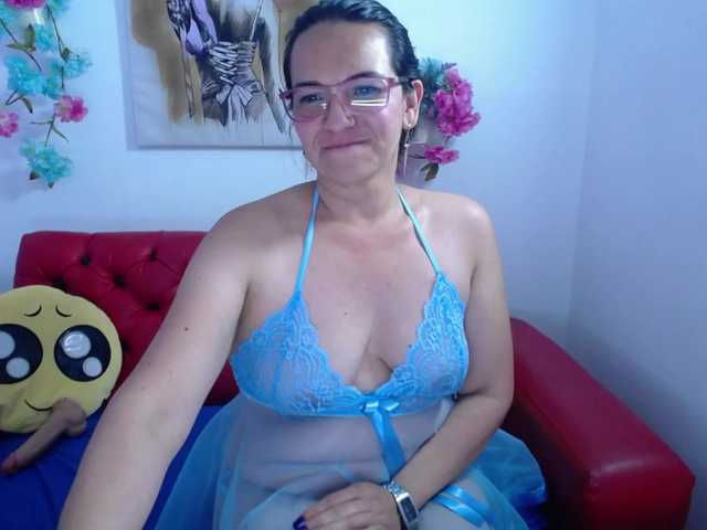 Fotogrāfijas rubybrownn so i like play with my body, I want to have fun and that you make me feel the real one placer