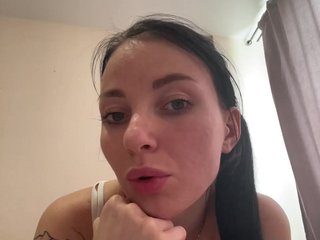 Erotiska video tērzēšana adelinaaaa77