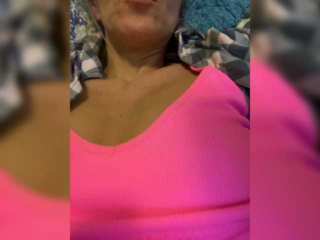 Fotogrāfijas SolaLola Hello) Privat 100 and play with me and my toys$100 Subscribe on my page and look at me in private​