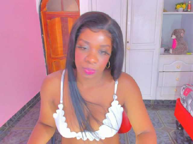 Apraides ekrānuzņēmumi Saaamanthaa