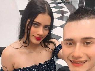 Erotiska video tērzēšana sacha-adam