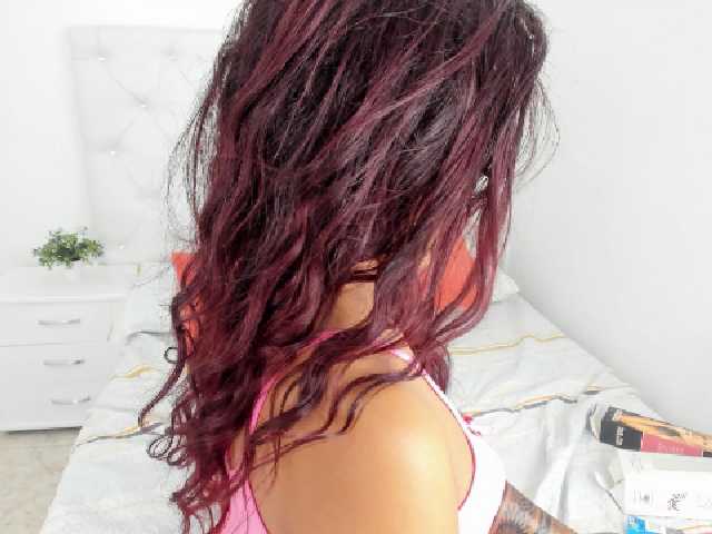 Apraides ekrānuzņēmumi SalomeBaker