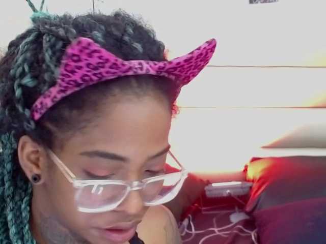 Apraides ekrānuzņēmumi samantaafox