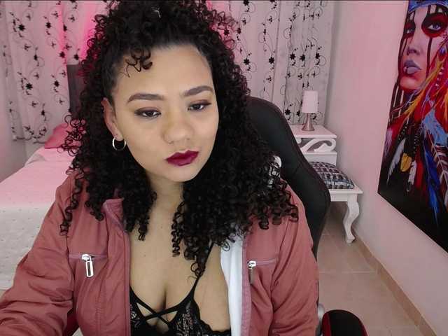 Fotogrāfijas sara-ferreira I am new here guys !! #ebony #bigass #tits #curly #cum #latina #pregnant