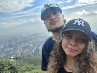 Erotiska video tērzēšana SaraAndTomas