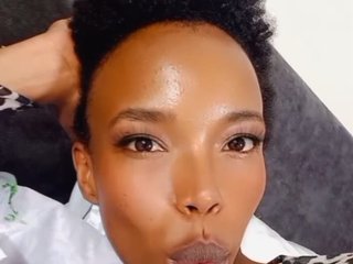 Erotiska video tērzēšana ScarlettDiorFoxx