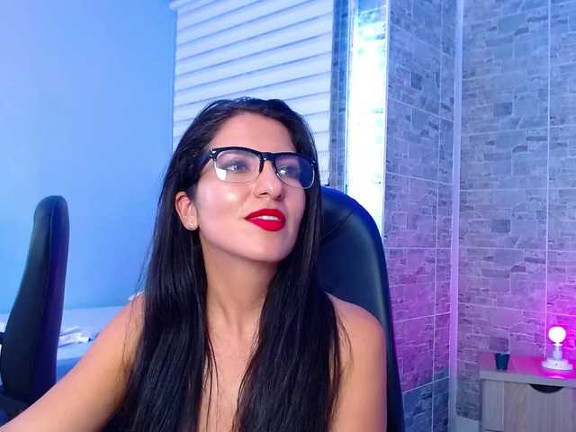 Fotogrāfijas ScarletWhite Sexy teacher would like to split her wet pussy, "Make me cum on your cock" /Squirting show AT GOAL, enjoy with me daddy ♥