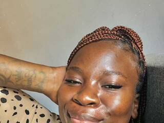 Erotiska video tērzēšana Secymelanin