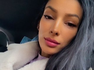 Erotiska video tērzēšana Selenna