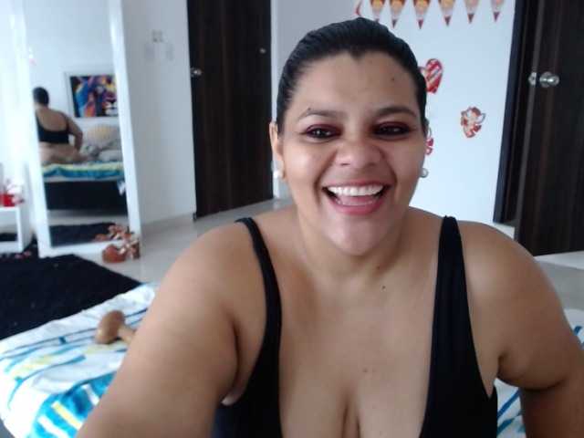 Fotogrāfijas Selenna1 @ fuck my pussy until the squirt for you#bbw#bigass#bigboos#anal#squirt#dance#chubby#mature# Happy Valentine's Day