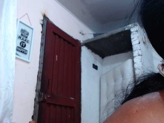 Fotogrāfijas sexadiction-1 hello guys come have fun and enjoy my show hot all day#pussy#hairy#squirt#anal#atm#dirty#deepthroat#