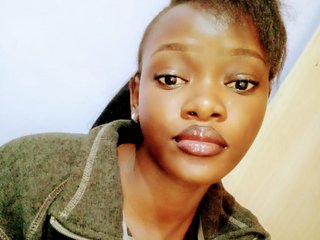 Erotiska video tērzēšana SexxyBarbie