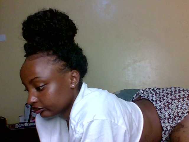 Apraides ekrānuzņēmumi SexxyDaissy