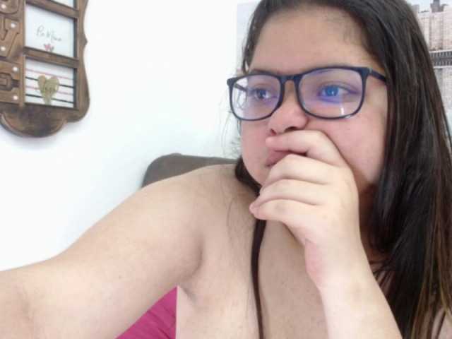 Apraides ekrānuzņēmumi sexy-curvy