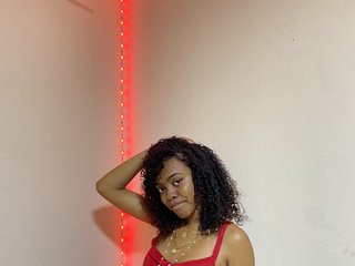 Erotiska video tērzēšana SexyFrenchDoll