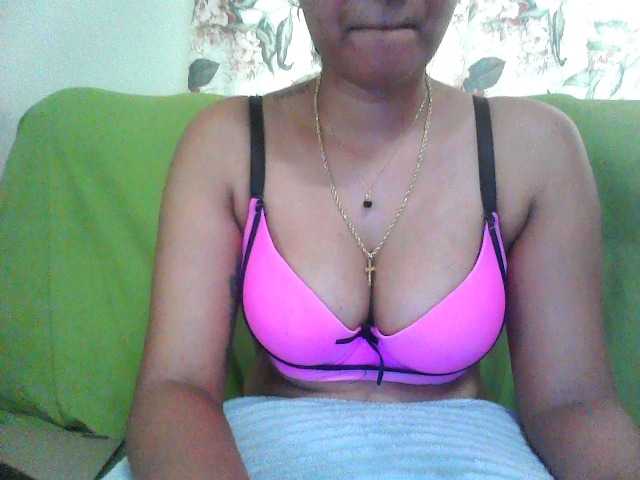 Fotogrāfijas Sexygirl5a hi im new here so lets have some fun strip-100 tkn tittyfuck-65 tkn pussyfingering-150 tkn anaal-200tkn squirt-250tkn HELP ME BUY A TOY - i appreciate every token invitations for private or welcome alomost no taboo i do everything to please my darlings