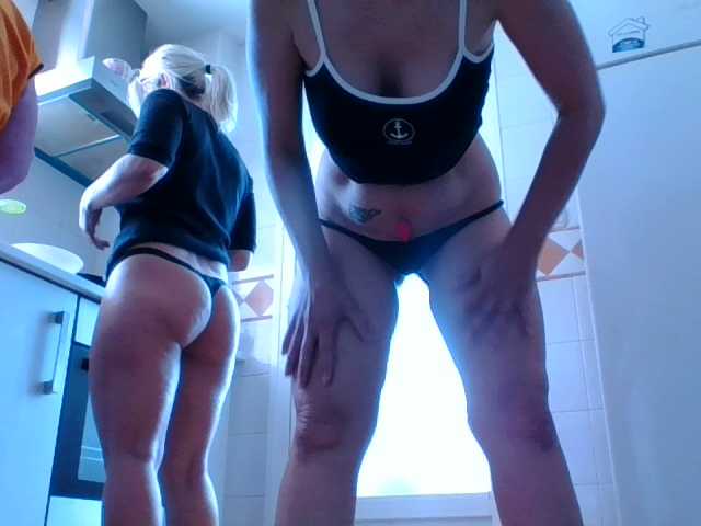 Fotogrāfijas sexyrubyta hello i'm hot we play i want to run i have the lush activated hmmm