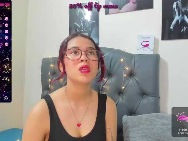 Apraides ekrānuzņēmumi Sexyy-Candy